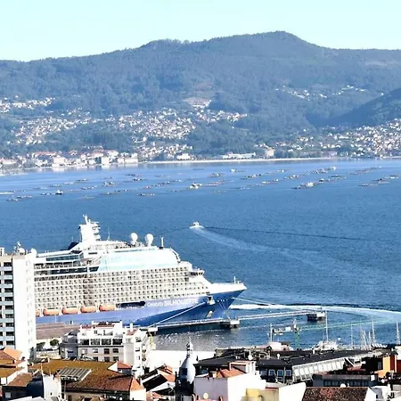 Vistas A La Ria Y Garaje En El Castro, Centro Apartman *