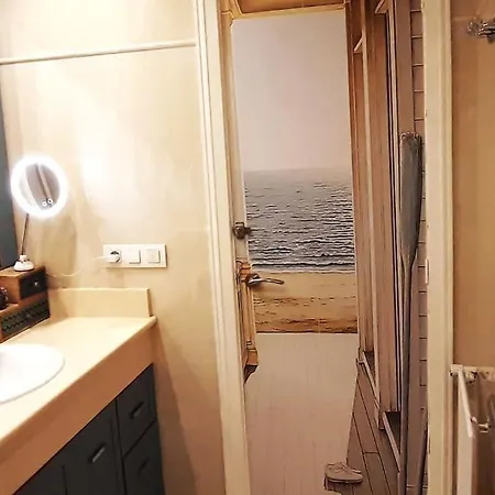 Vistas A La Ria Y Garaje En El Castro, Centro Apartman