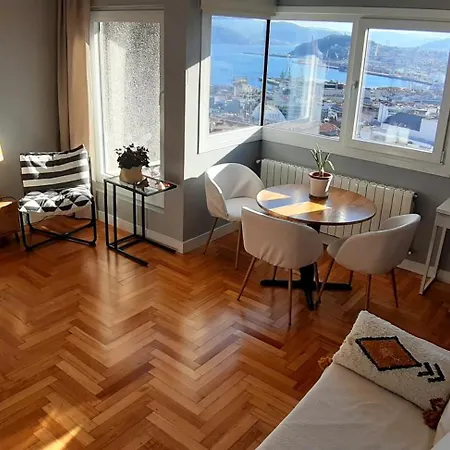 Apartamento Vistas A La Ria Y Garaje En El Castro, Centro *