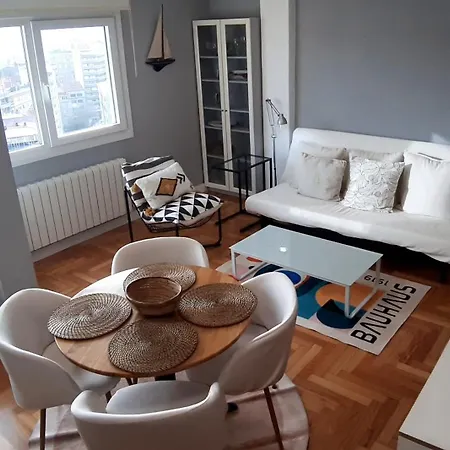 Appartement Vistas A La Ria Y Garaje En El Castro, Centro *