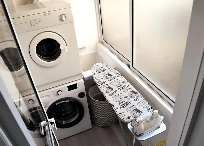 Vistas A La Ria Y Garaje En El Castro, Centro Comarca de Vigo