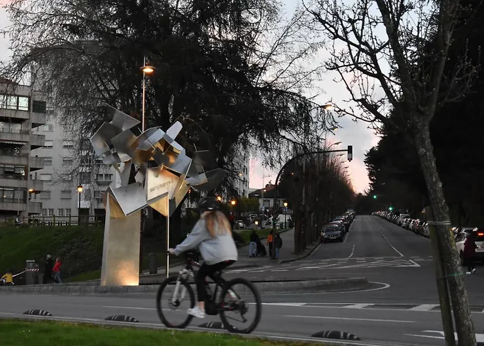 Appartement Vistas A La Ria Y Garaje En El Castro, Centro *