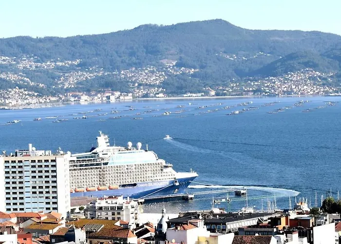 Vistas A La Ria Y Garaje En El Castro, Centro Appartement *
