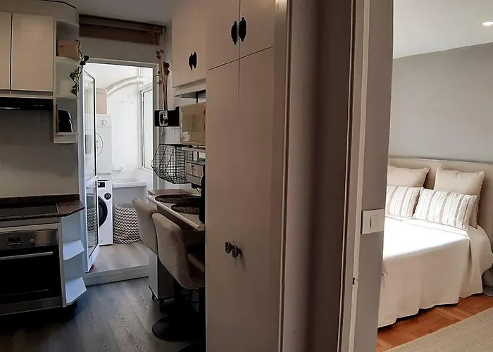 Vistas A La Ria Y Garaje En El Castro, Centro Appartement