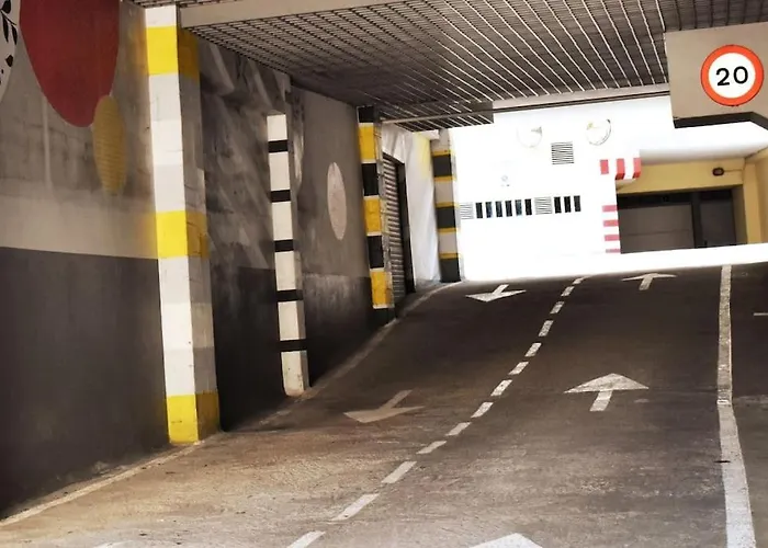 Vistas A La Ria Y Garaje En El Castro, Centro Appartement