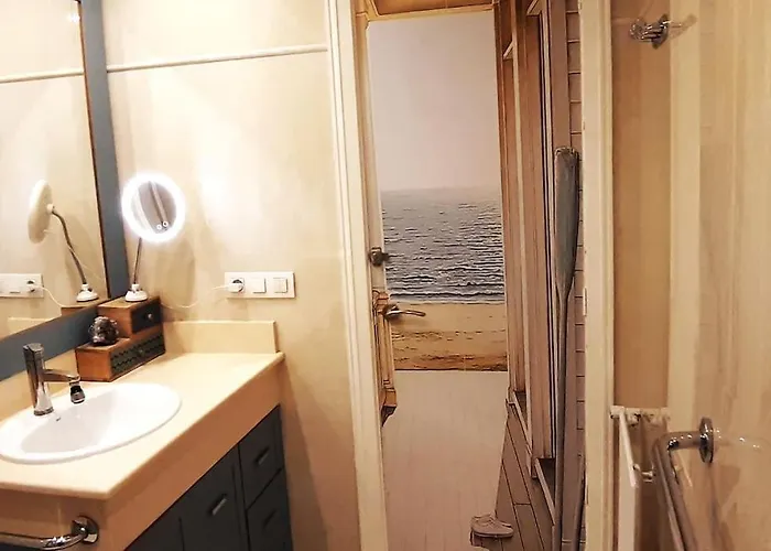 Vistas A La Ria Y Garaje En El Castro, Centro Appartement